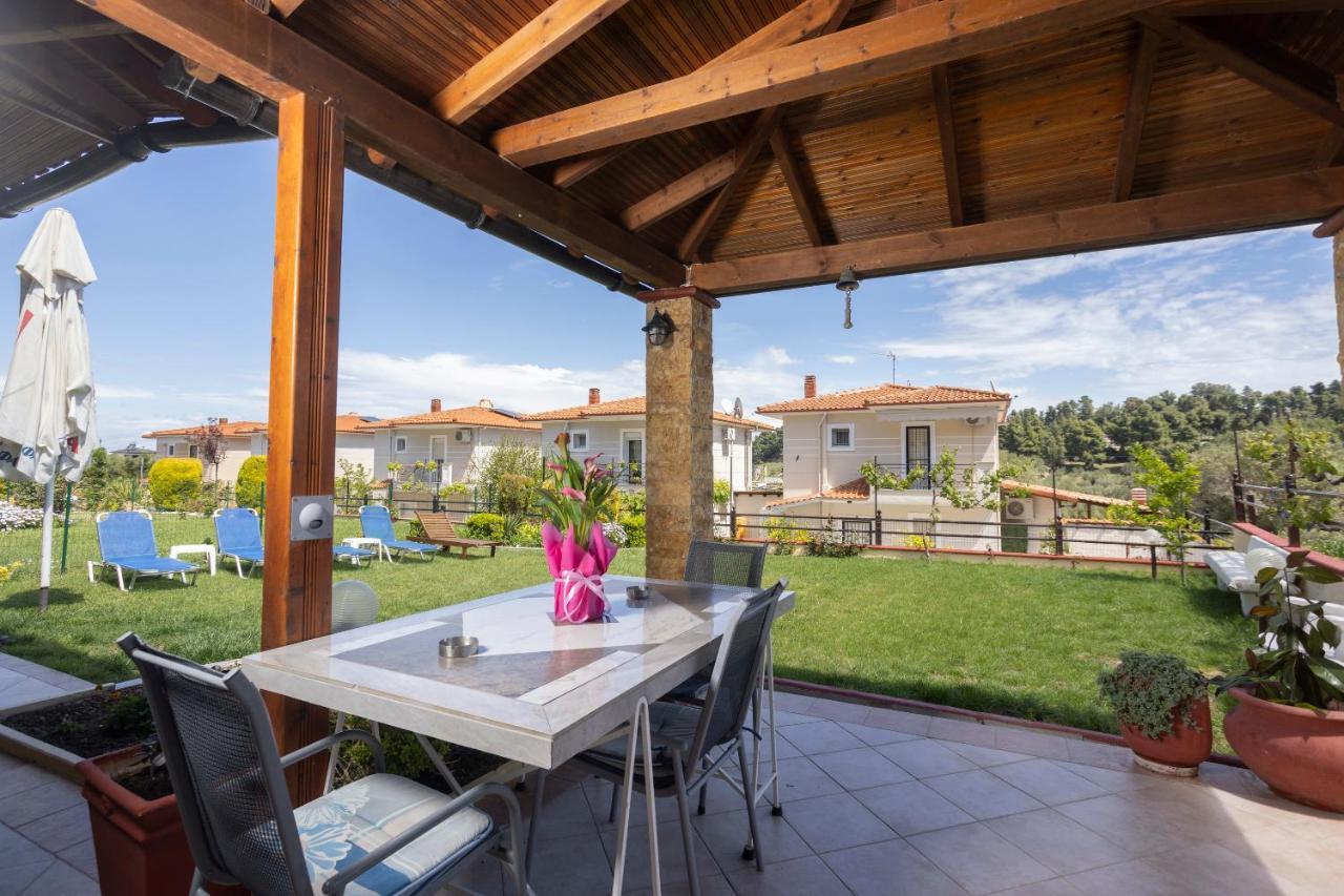 Holiday Villa Pefkochori Exterior photo
